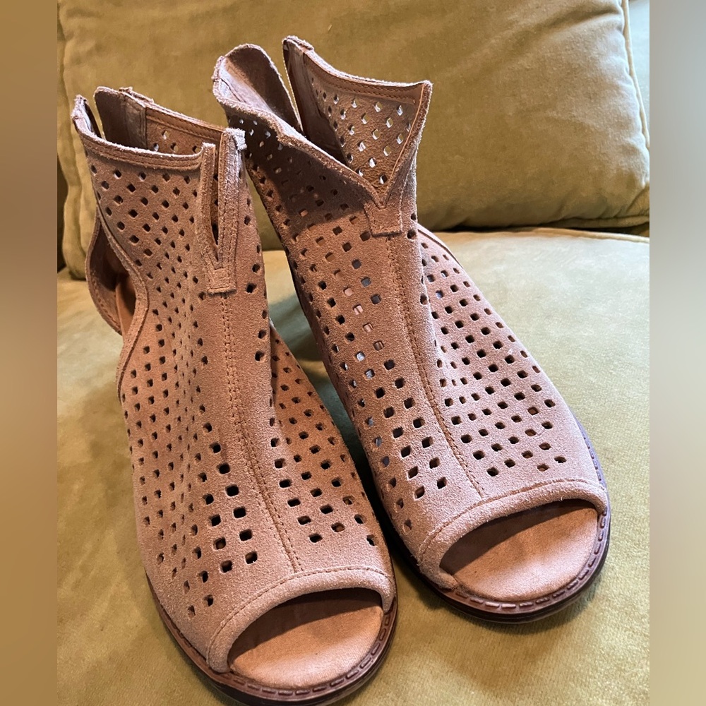 Stylish Tan Peep-Toe Ankle Boots